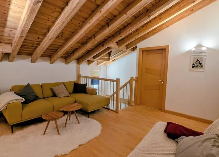 アパート Agettes Agettes