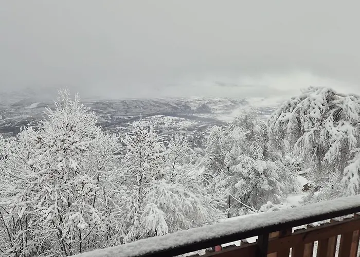 アパート Agettes *